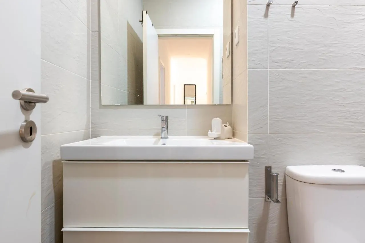Comfy 3 Bedroom Apartment Campo De Ourique Lisboa