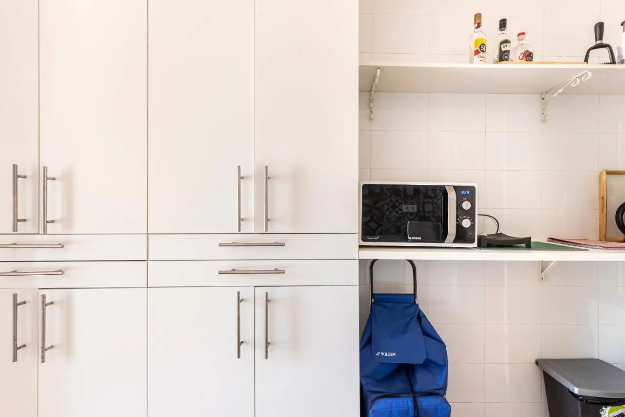 Comfy 3 Bedroom Apartment Campo De Ourique Lisboa