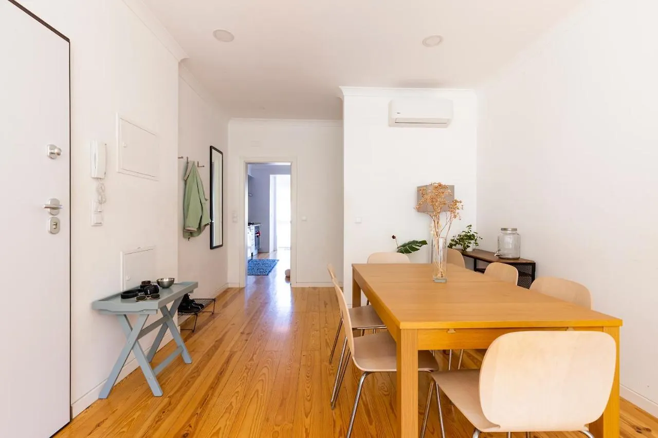 Comfy 3 Bedroom Apartment Campo De Ourique Lisboa
